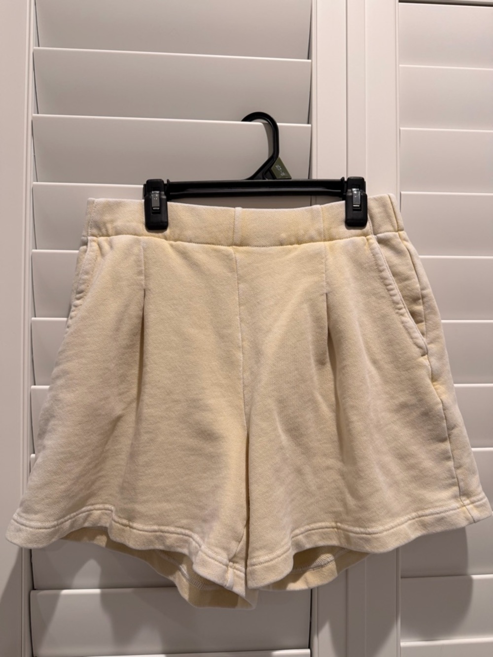Aerie Butter Yellow Sweatshorts with Pleats